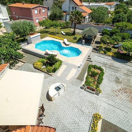 ויר Villa Lulic מראה חיצוני תמונה