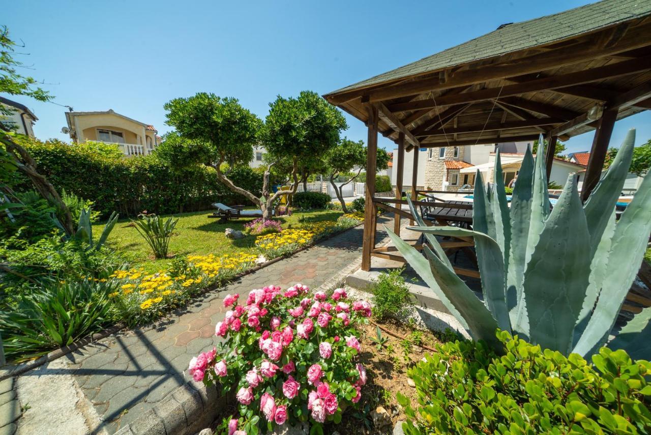 ויר Villa Lulic מראה חיצוני תמונה