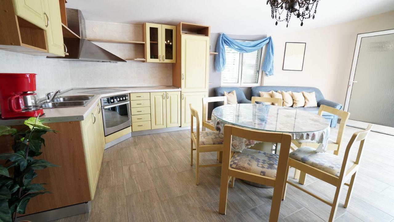 ויר Villa Lulic מראה חיצוני תמונה