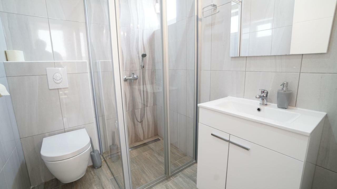 ויר Villa Lulic מראה חיצוני תמונה