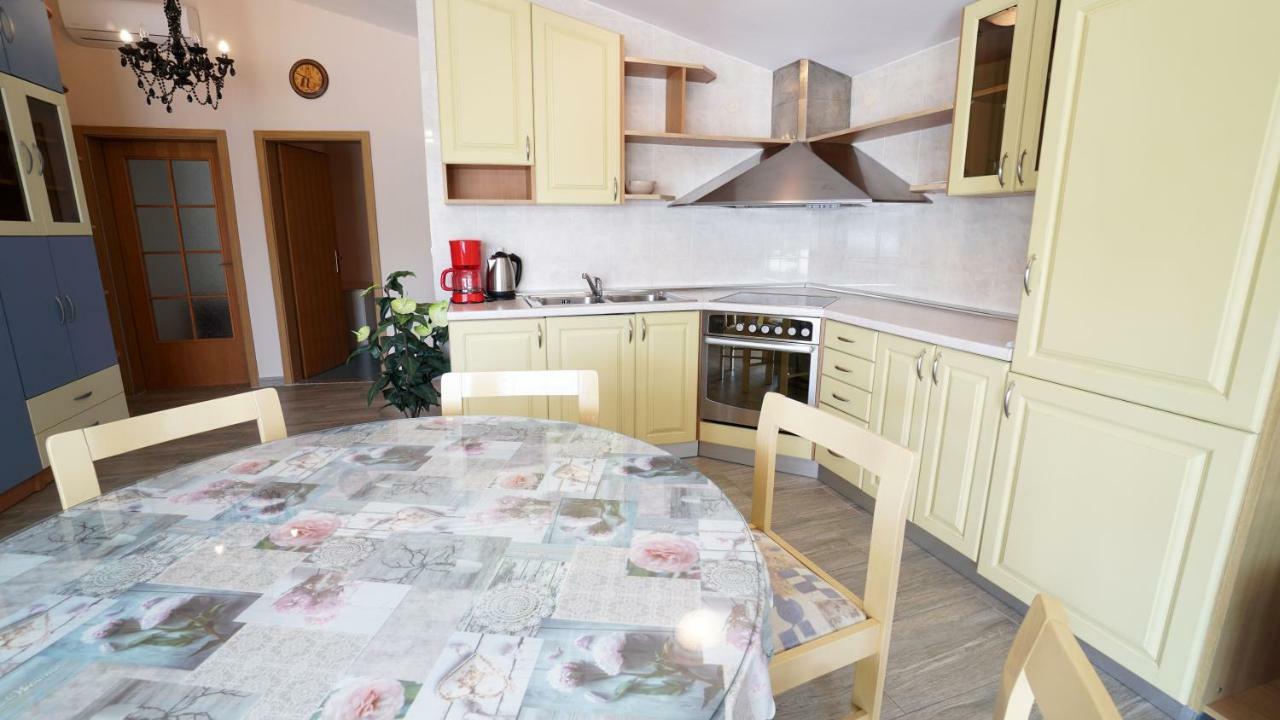 ויר Villa Lulic מראה חיצוני תמונה